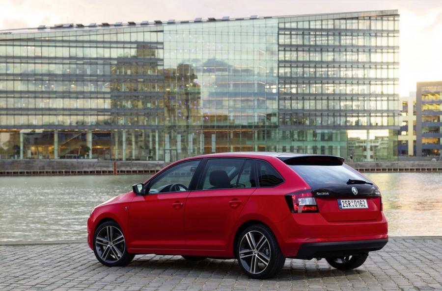  Skoda Rapid Spaceback 2014 года  (фото 5 из 22)